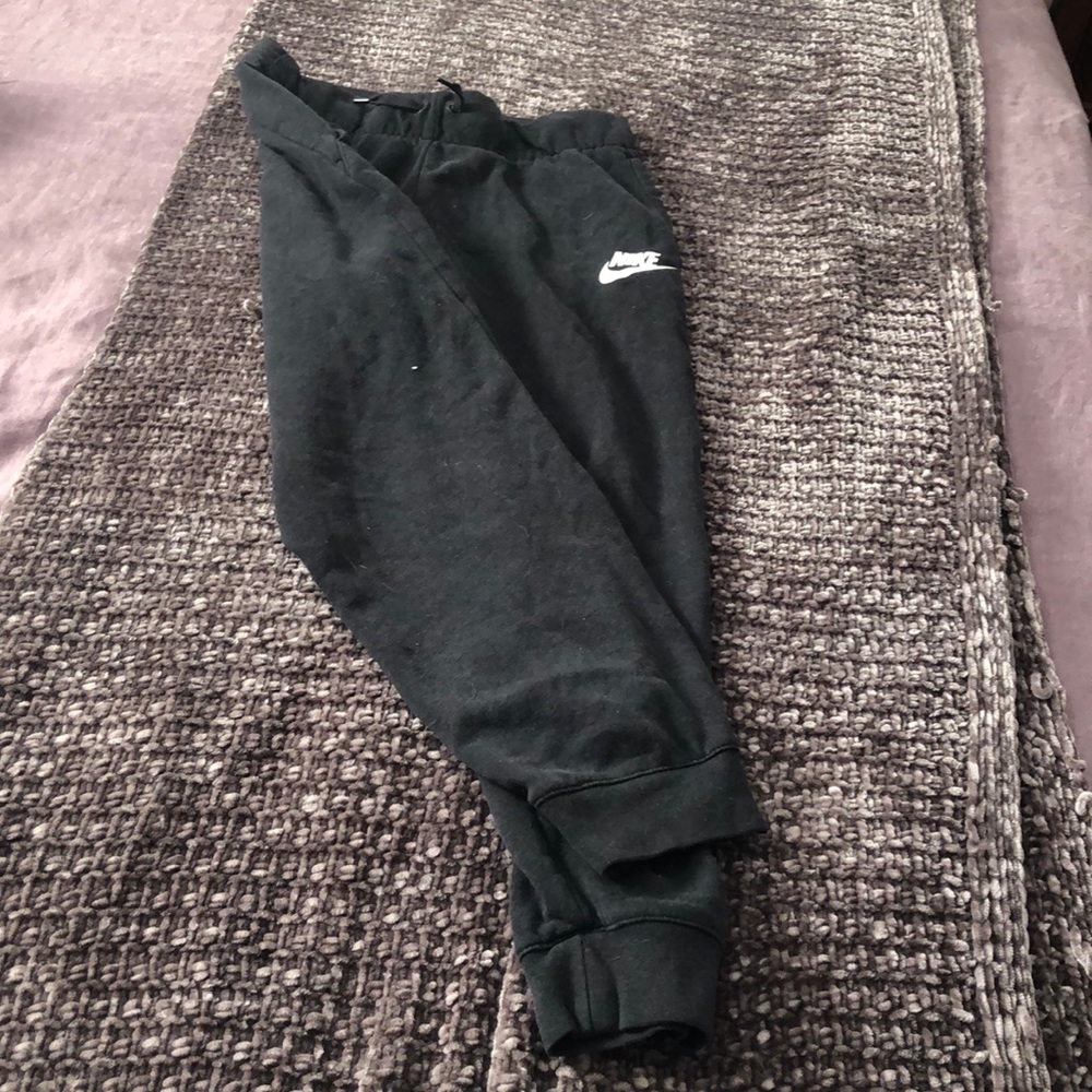 nike joggers
